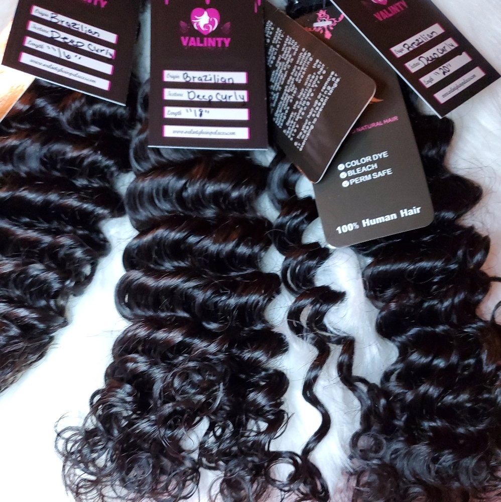 Brazilian Deep Curly's Human Hair.